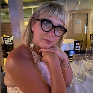 Meet your Posher, Paula